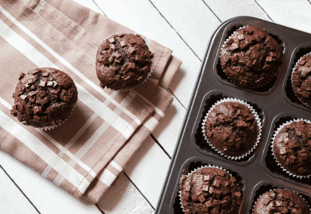 Chokladmuffins med chokladbitar