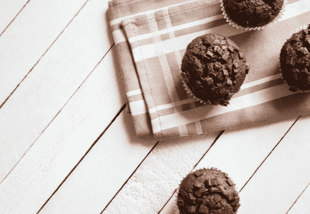 Chokladmuffins med chokladbitar