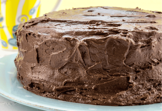 Chokladtårta med frosting