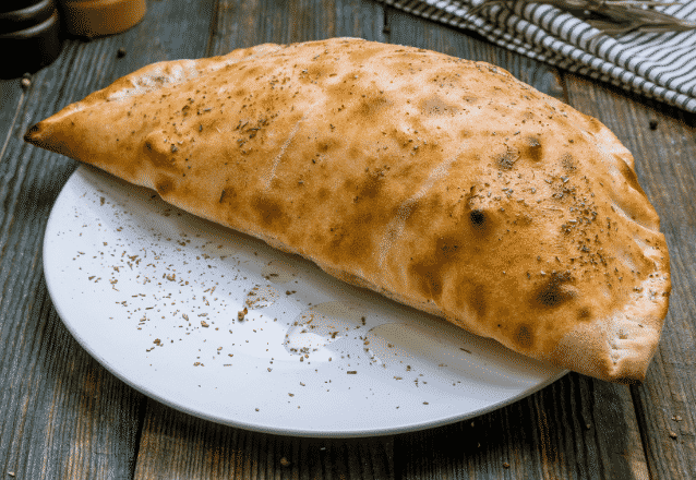 Dubbelinbakad pizza (Calzone)