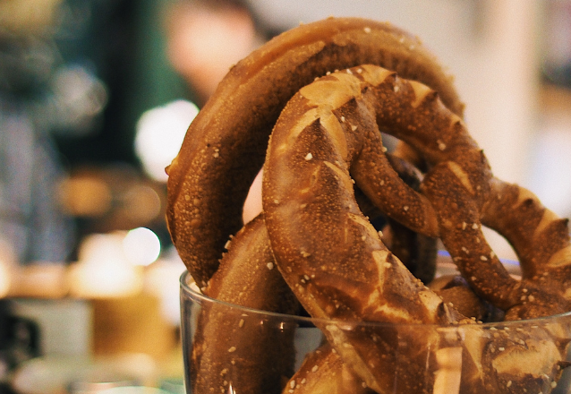 Enkla pretzels eller bretzels